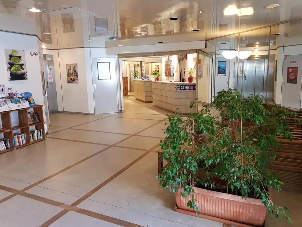 Centre Juan Les Pins Apartment Luaran gambar