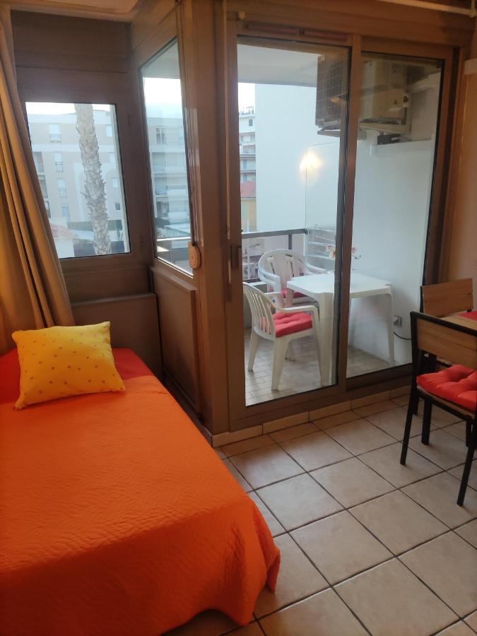 Centre Juan Les Pins Apartment Luaran gambar