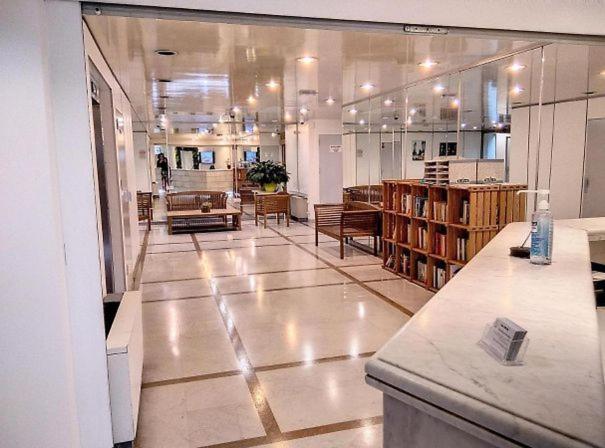 Centre Juan Les Pins Apartment Luaran gambar